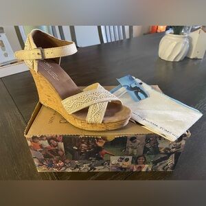 TOMS Natural Crochet Strappy Wedges